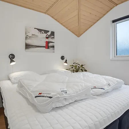 3 Bedroom Stunning In Holiday home *