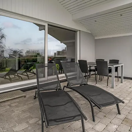 3 Bedroom Stunning In *