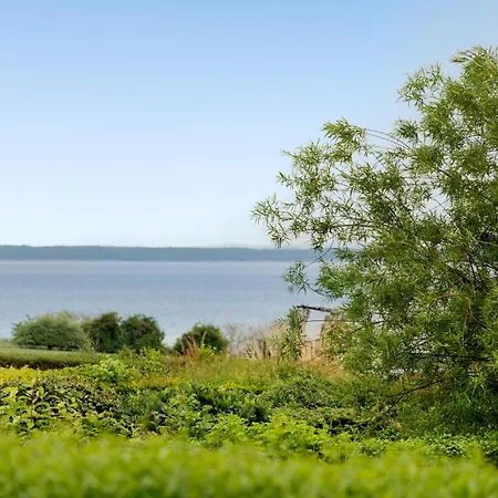 Nyaraló 3 Bedroom Stunning In